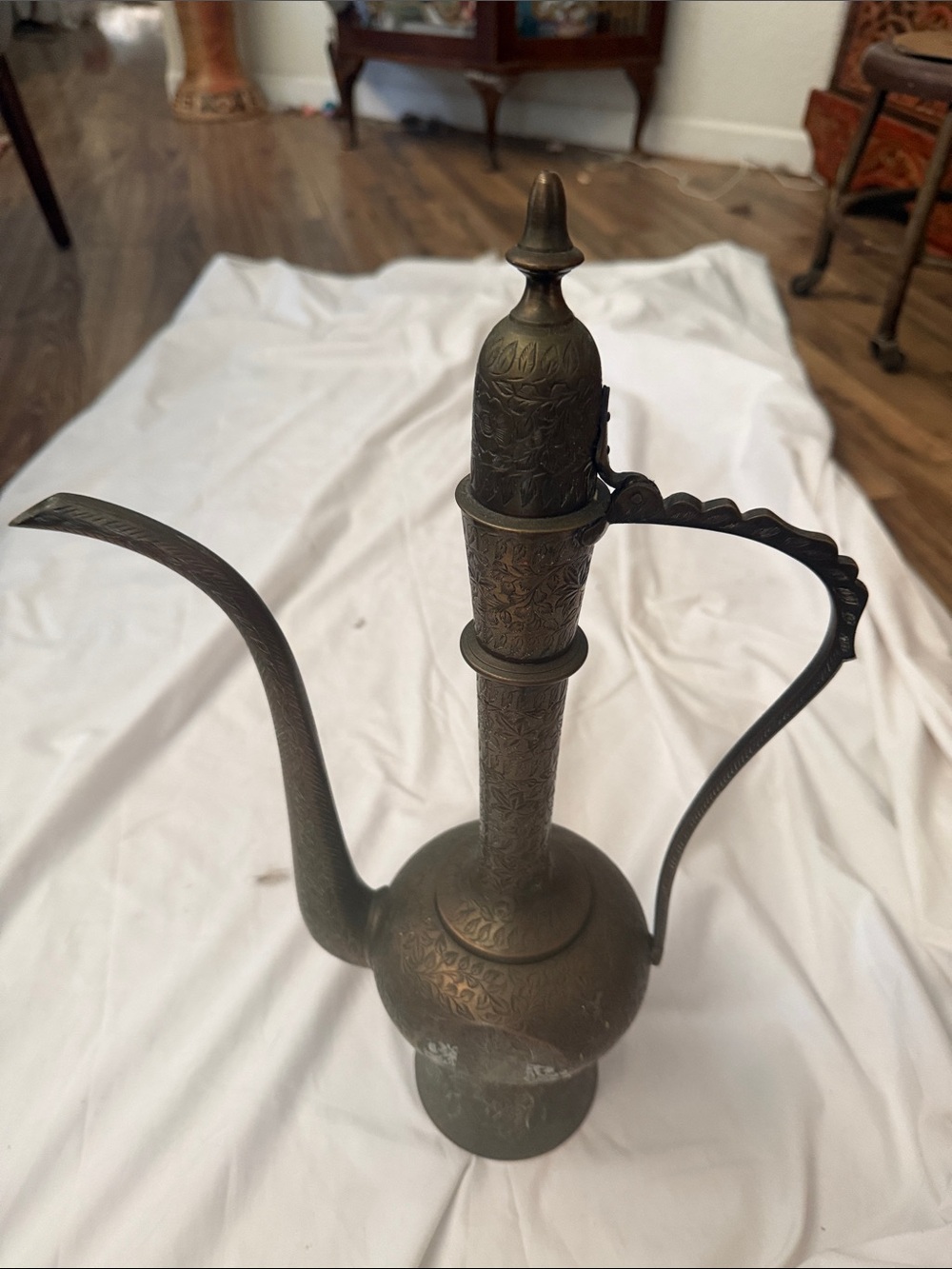 Vintage handmade Middle East brass coffee pot- Antique-Style Brown Finish